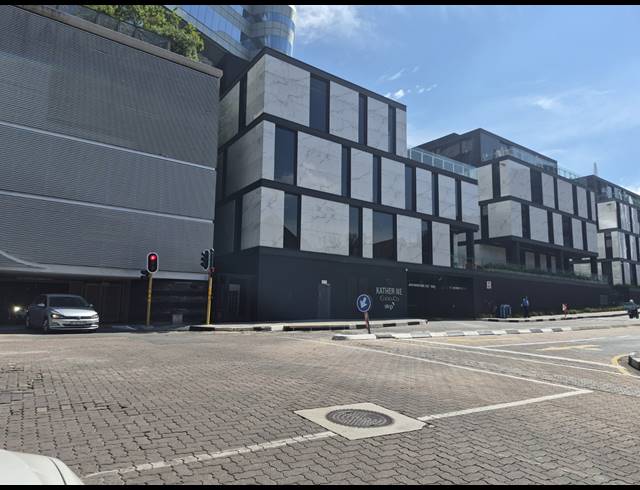 733M² OFFICE TO LET IN SANDTON CENTRAL